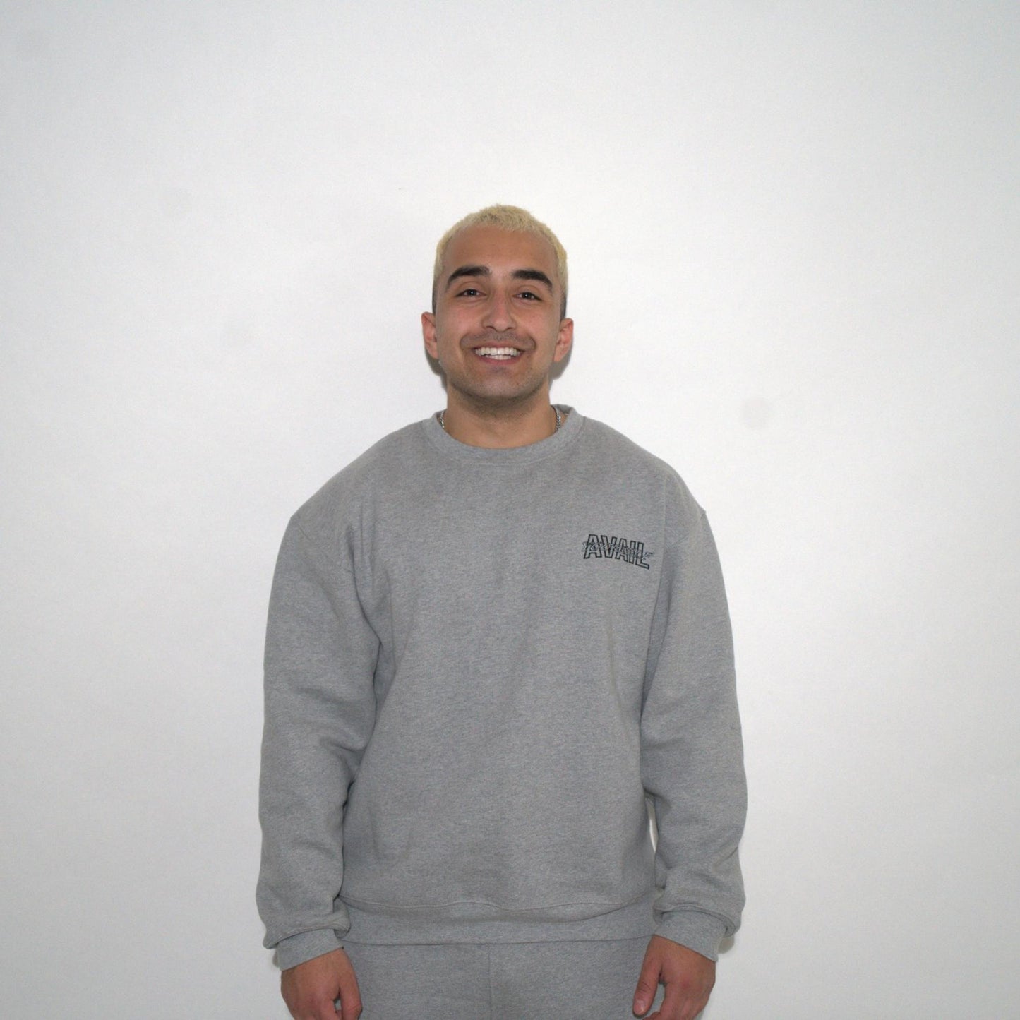 AVAIL YOURSELF SWEATSHIRT - GRÅ